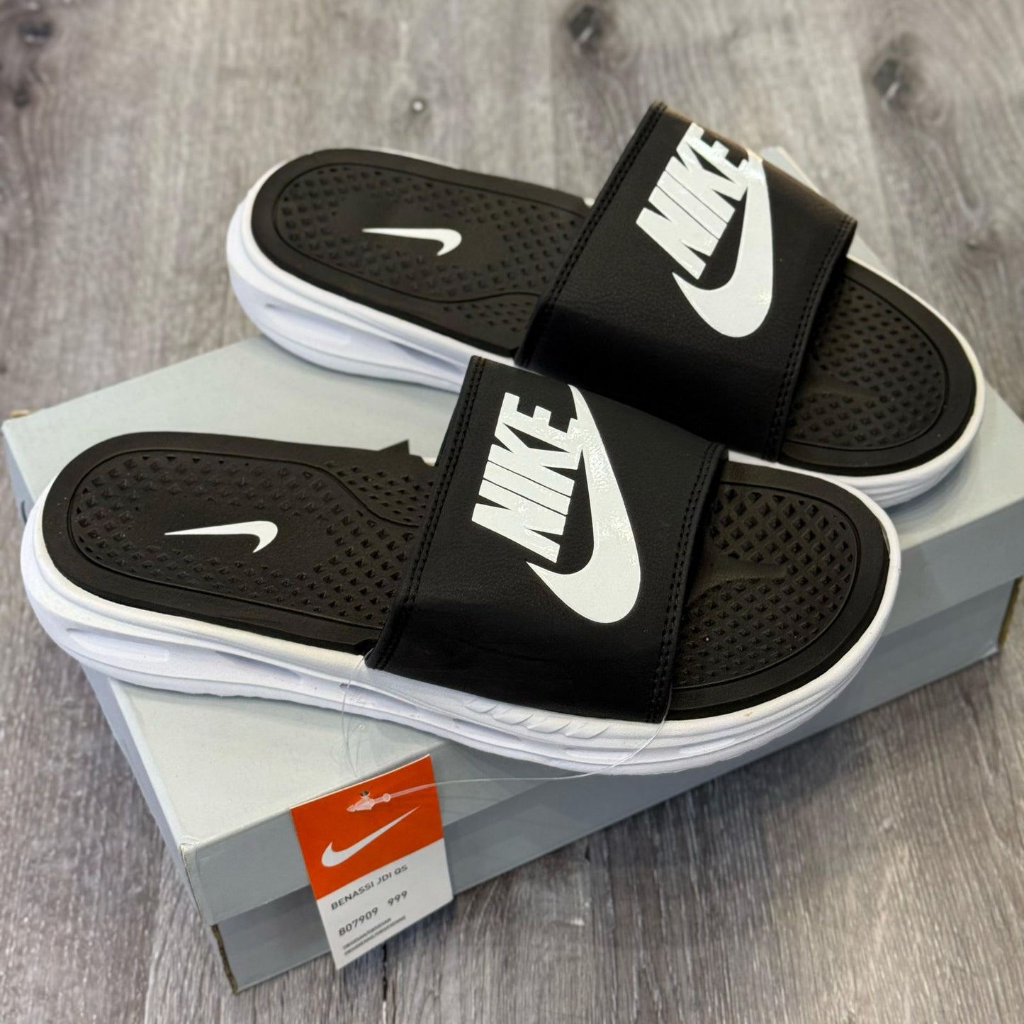 Sandalias Deportivas Estilo Nike – Réplica de Alta Calidad