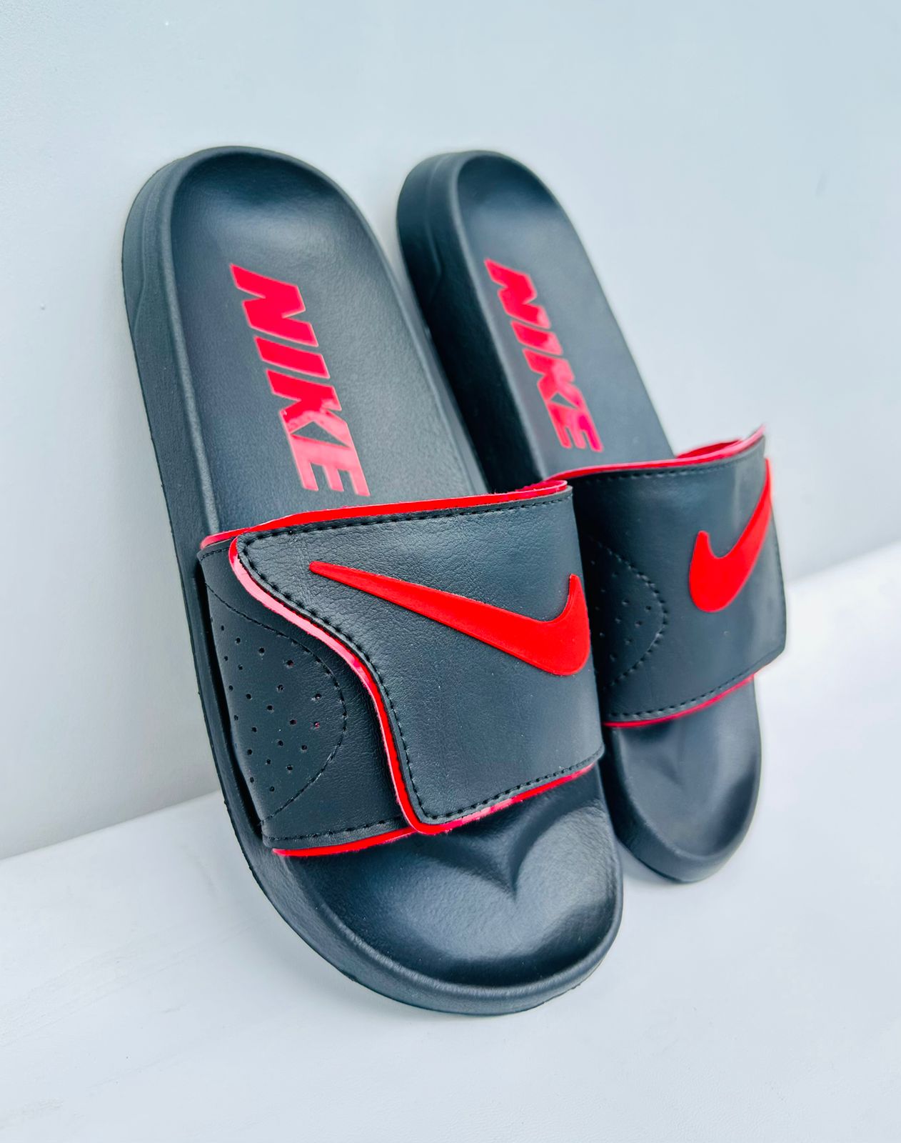 Sandalia Deportiva Tipo Nike – Réplica de Alta Calidad